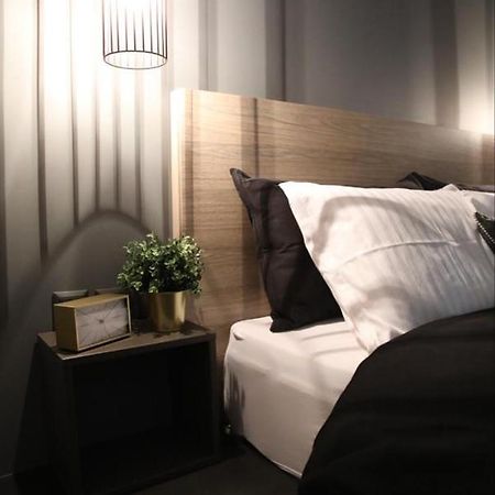 Super Stylish Apartments In The Heart Of Athens! 외부 사진
