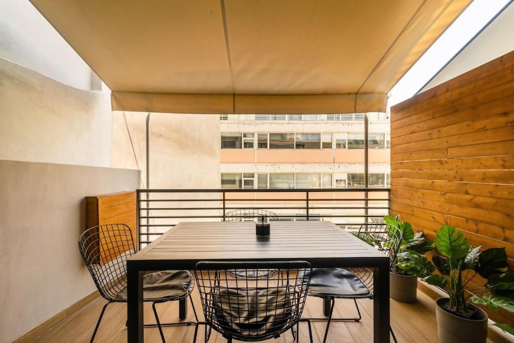 Super Stylish Apartments In The Heart Of Athens! 외부 사진